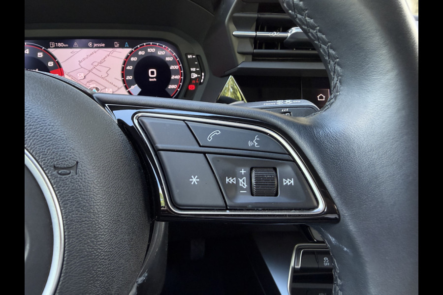 Audi A3 Sportback 35 1.4 TFSI Advanced edition / Automaat / Camera / Trekhaak(1.500KG) / Carplay / LED / 17'' LM /