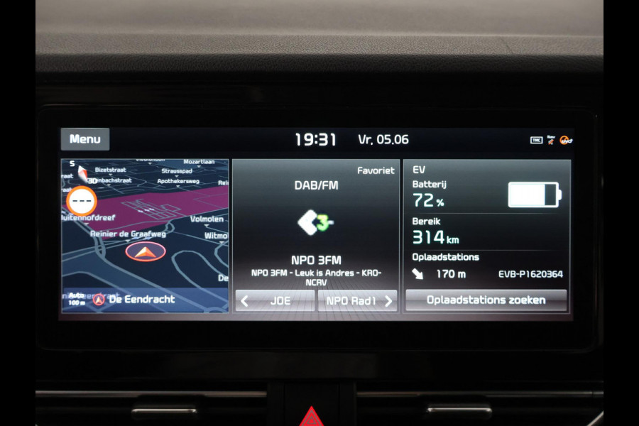 Kia e-Niro EXECUTIVE 64kWh 3 FASE ACCU SOH100% GARANTIE 2031* STOEL & STUUR VERWARMING. NAVIGATIE . PDC V+A
