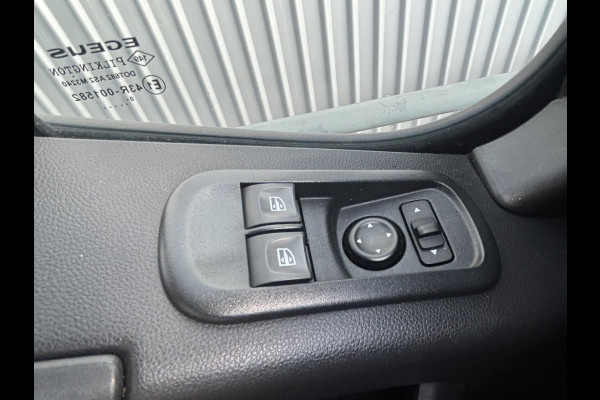 Opel Movano 2.3 Turbo L2H2*NAVI*CAM*ECC*HAAK*CRUISE*TEL*3PERS*