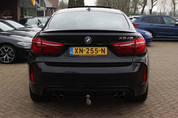 BMW X6 M / NL Auto! / Full option! / Trekhaak / Schuifdak / 360Camera / Carbon intr. / B&O / Softclose / Leder / 21'' / Standkachel / Entertainment System / Luchtvering / Stoelventilatie