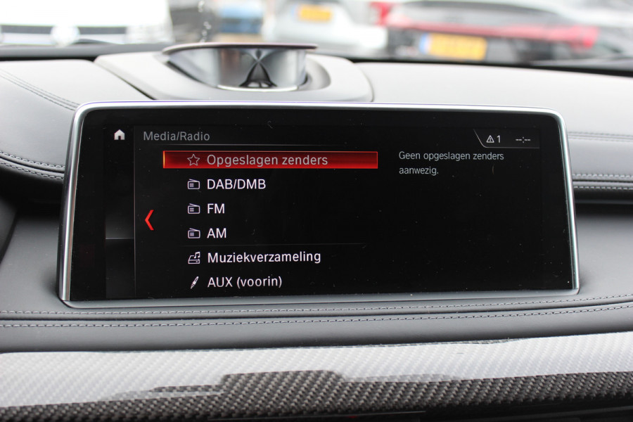 BMW X6 M / NL Auto! / Full option! / Trekhaak / Schuifdak / 360Camera / Carbon intr. / B&O / Softclose / Leder / 21'' / Standkachel / Entertainment System / Luchtvering / Stoelventilatie