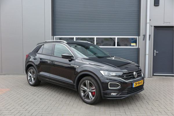 Volkswagen T-Roc 1.5 TSI 150pk DSG Sport Business R-Line , Pano , Virtual , Xenon, Leder, Navi , Carplay , LMV, PDC, Camera etc. etc