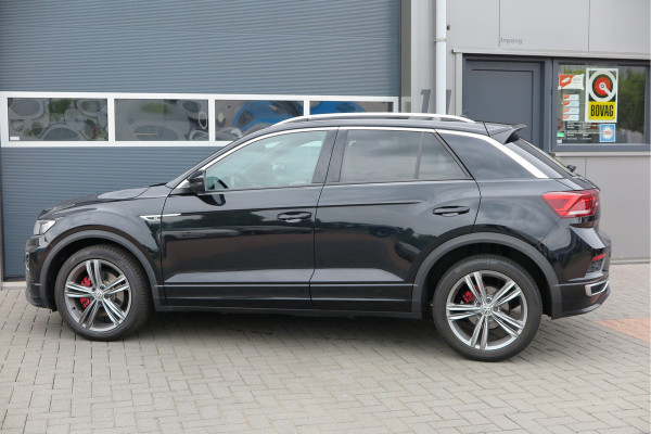 Volkswagen T-Roc 1.5 TSI 150pk DSG Sport Business R-Line , Pano , Virtual , Xenon, Leder, Navi , Carplay , LMV, PDC, Camera etc. etc