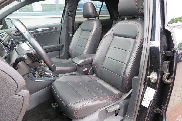 Volkswagen T-Roc 1.5 TSI 150pk DSG Sport Business R-Line , Pano , Virtual , Xenon, Leder, Navi , Carplay , LMV, PDC, Camera etc. etc