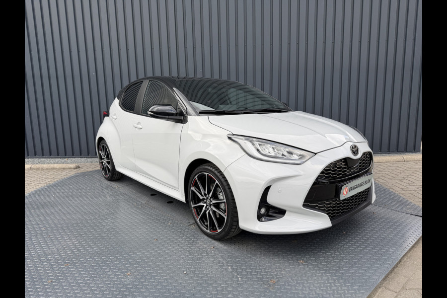 Toyota Yaris 1.5 Hybrid GR Sport / Bi tone | UNIEK 8.700 km!!! | JBL | PDC V+A | Head-up | Rijklaar!!