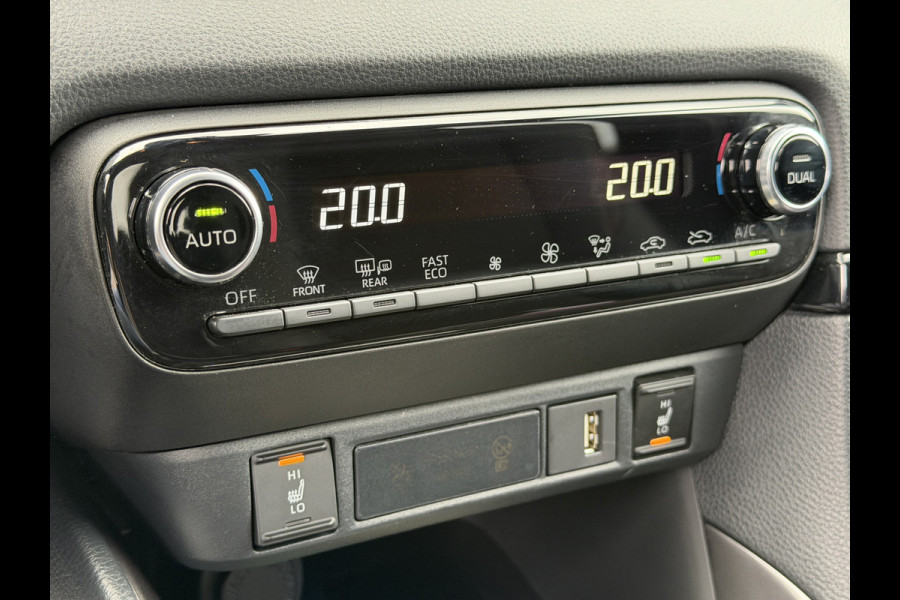 Toyota Yaris 1.5 Hybrid GR Sport / Bi tone | UNIEK 8.700 km!!! | JBL | PDC V+A | Head-up | Rijklaar!!