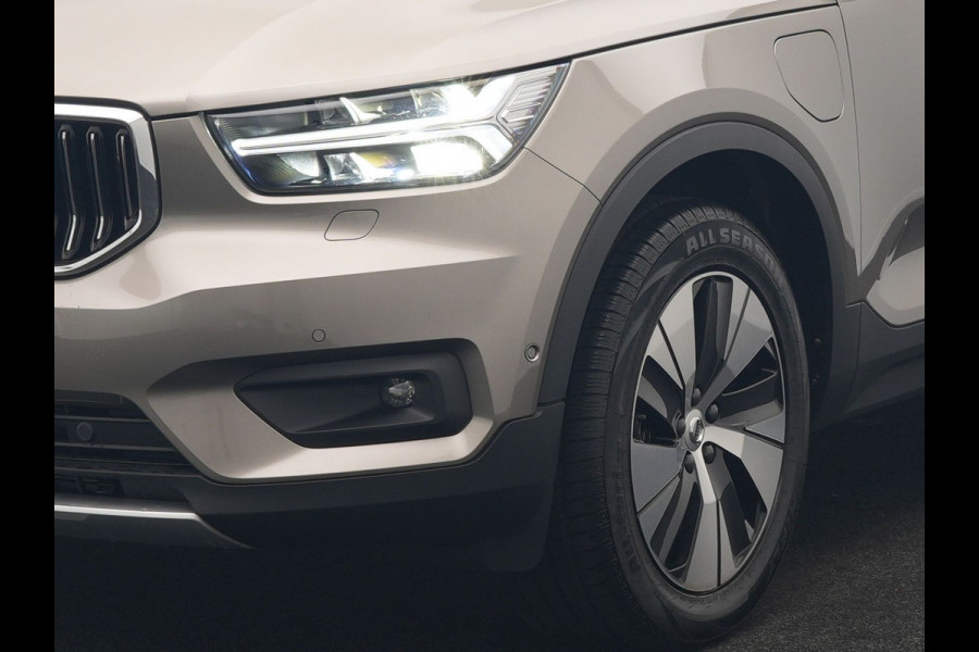 Volvo XC40 T5 Recharge Inscription PHEV 262pk Dealer O.H. | Trekhaak Af Fabriek | Panodak | Adaptive Cruise | 360 Camera | Harman / Kardon | Stoelen Memory & Verwarmd | Keyless | Blis | Apple Carplay | Naviatie