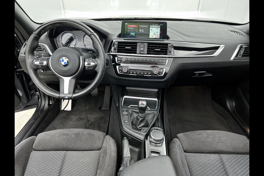 BMW 2 Serie Cabrio 218i High Executive M-pakket (Volledig Dealer OnH, Camera, StoelV, Harman/ Kardon, Navi Pro, Lane Assist, Etc)