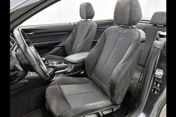 BMW 2 Serie Cabrio 218i High Executive M-pakket (Volledig Dealer OnH, Camera, StoelV, Harman/ Kardon, Navi Pro, Lane Assist, Etc)