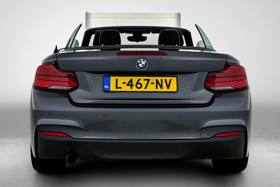 BMW 2 Serie Cabrio 218i High Executive M-pakket (Volledig Dealer OnH, Camera, StoelV, Harman/ Kardon, Navi Pro, Lane Assist, Etc)