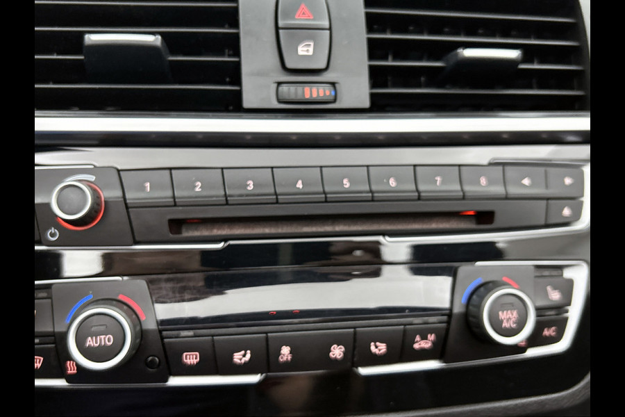 BMW 2 Serie Cabrio 218i High Executive M-pakket (Volledig Dealer OnH, Camera, StoelV, Harman/ Kardon, Navi Pro, Lane Assist, Etc)