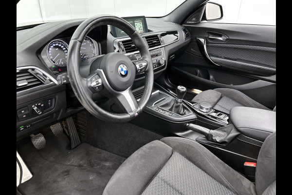 BMW 2 Serie Cabrio 218i High Executive M-pakket (Volledig Dealer OnH, Camera, StoelV, Harman/ Kardon, Navi Pro, Lane Assist, Etc)