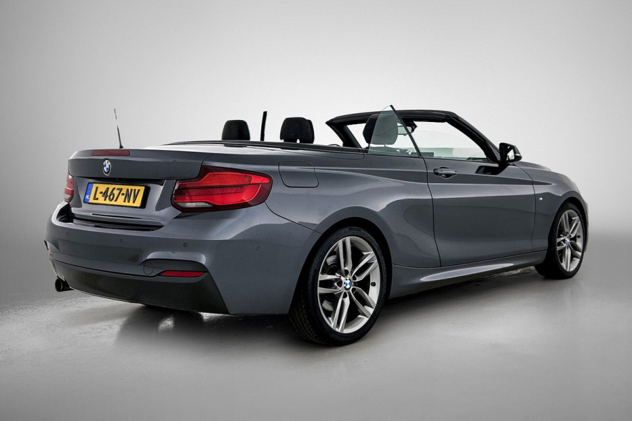 BMW 2 Serie Cabrio 218i High Executive M-pakket (Volledig Dealer OnH, Camera, StoelV, Harman/ Kardon, Navi Pro, Lane Assist, Etc)