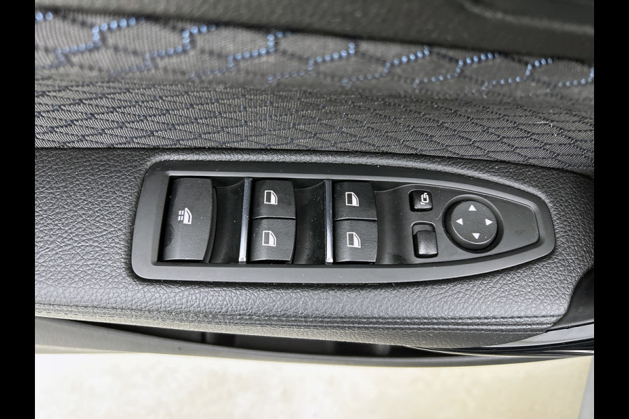 BMW 2 Serie Cabrio 218i High Executive M-pakket (Volledig Dealer OnH, Camera, StoelV, Harman/ Kardon, Navi Pro, Lane Assist, Etc)