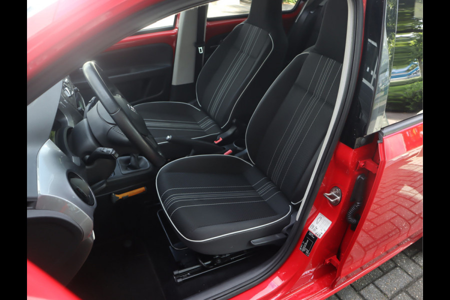 Seat Mii 1.0 Sport Intense Airco / Elekramen / 15'' Lmvelgen / Cruise