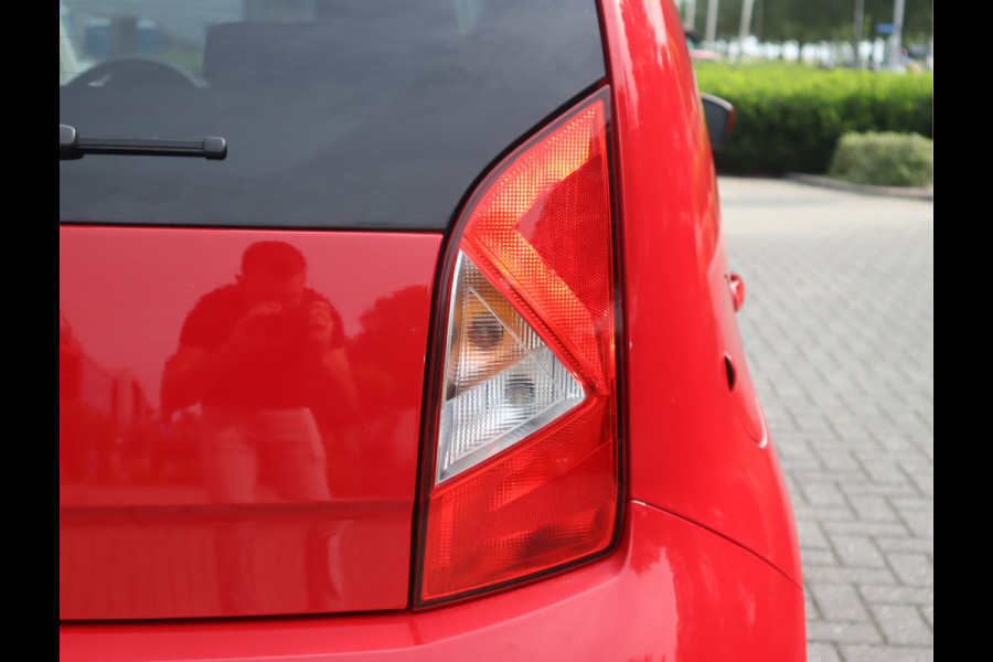 Seat Mii 1.0 Sport Intense Airco / Elekramen / 15'' Lmvelgen / Cruise