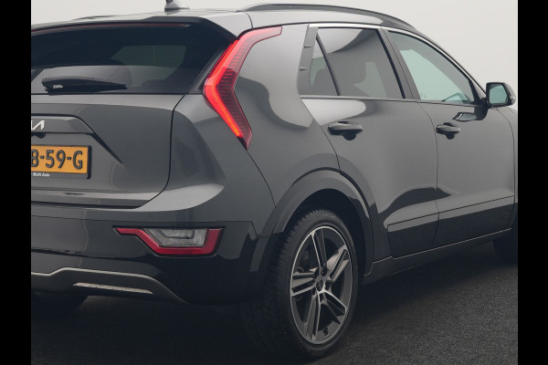 Kia Niro EV DynamicPlusLine 64.8 kWh 204pk | Panodak | Head Up | Adaptive Cruise | Camera | Lederen Sportstoelen & Stuur Verwarmd | Keyless | Blis | Sfeerverlichting | Apple Carplay | Navigatie | DAB |