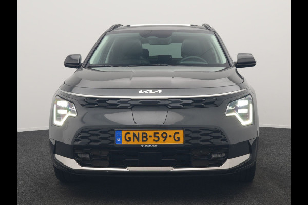 Kia Niro EV DynamicPlusLine 64.8 kWh 204pk | Panodak | Head Up | Adaptive Cruise | Camera | Lederen Sportstoelen & Stuur Verwarmd | Keyless | Blis | Sfeerverlichting | Apple Carplay | Navigatie | DAB |