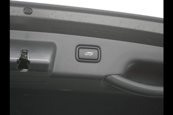 Kia Niro EV DynamicPlusLine 64.8 kWh 204pk | Panodak | Head Up | Adaptive Cruise | Camera | Lederen Sportstoelen & Stuur Verwarmd | Keyless | Blis | Sfeerverlichting | Apple Carplay | Navigatie | DAB |