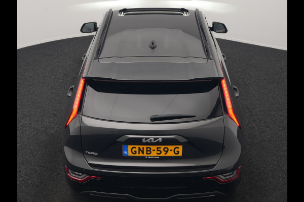 Kia Niro EV DynamicPlusLine 64.8 kWh 204pk | Panodak | Head Up | Adaptive Cruise | Camera | Lederen Sportstoelen & Stuur Verwarmd | Keyless | Blis | Sfeerverlichting | Apple Carplay | Navigatie | DAB |