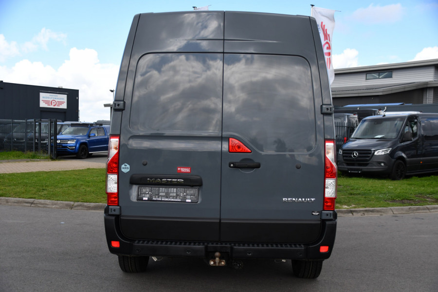 Renault Master T35 2.3 dCi 150 L2H2 PB Edition Camera, Cruise, LED, 150pk, Multimedia, LED, Trekhaak, NAVI, Uniek!