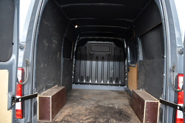 Renault Master T35 2.3 dCi 150 L2H2 PB Edition Camera, Cruise, LED, 150pk, Multimedia, LED, Trekhaak, NAVI, Uniek!