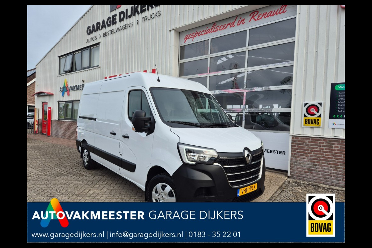 Renault Master L2H2 2,3 dci 135 Pk Euro 6 35.693 Km!! PDC Camera Navi 2500 Kg Trekgewicht