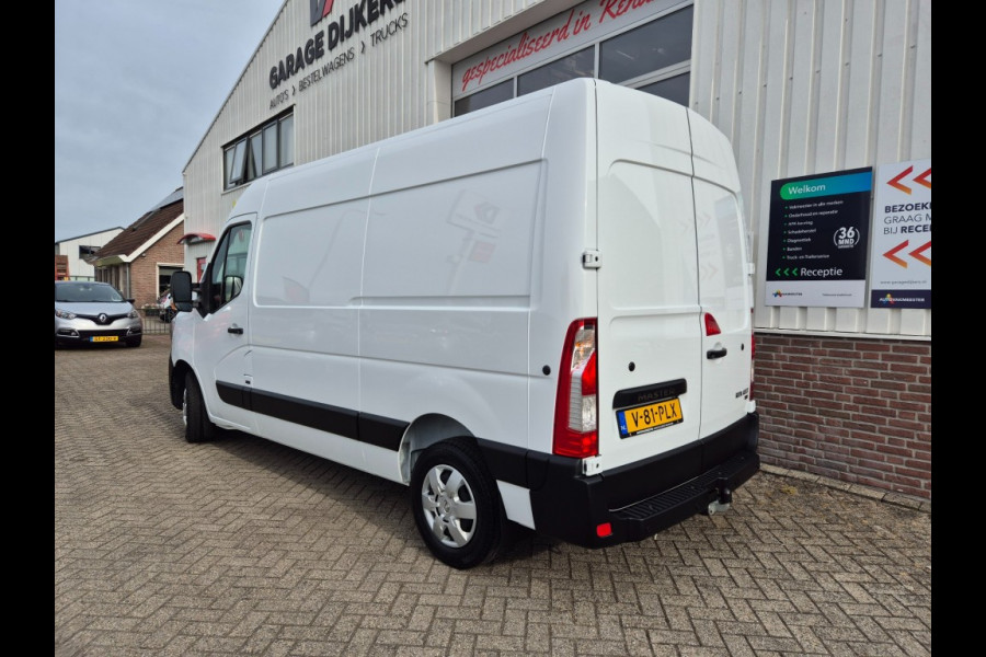 Renault Master L2H2 2,3 dci 135 Pk Euro 6 35.693 Km!! PDC Camera Navi 2500 Kg Trekgewicht