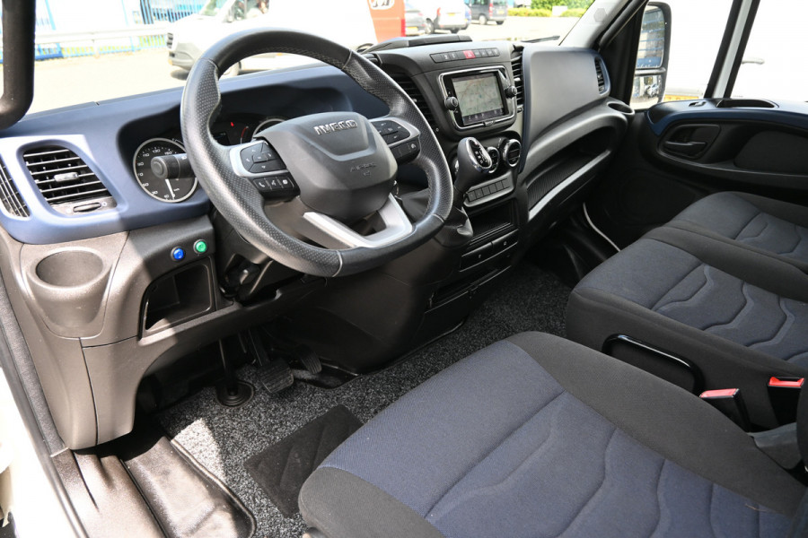 Iveco Daily 35C18 3.0 Hi-Matic Bakwagen met NIEUWE laadklep Dhollandia klep, LED, Geveerde stoel, Camera