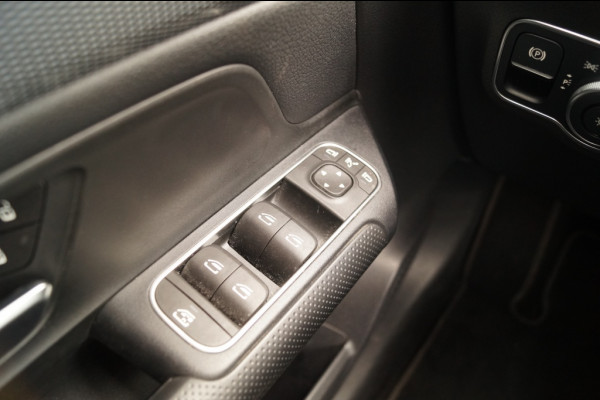 Mercedes-Benz B-Klasse 250 225pk Automaat Advantage -LED-NAVI-ECC-CAM-