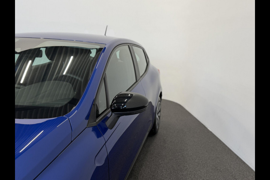 Renault Clio 1.0 TCe 90 Equilibre Airco Navigatie Cruise Control Full LED Carplay Premium Color NL Auto met historie!