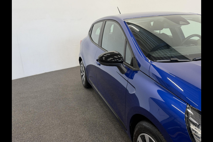 Renault Clio 1.0 TCe 90 Equilibre Airco Navigatie Cruise Control Full LED Carplay Premium Color NL Auto met historie!