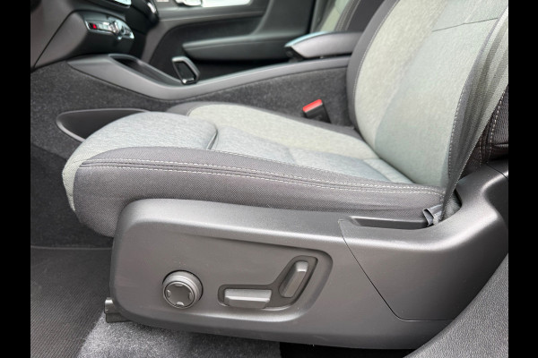 Volvo XC40 1.5 T4 Plug-in hybrid Plus Dark - Automaat - Navi - Climate - Parkeerhulp