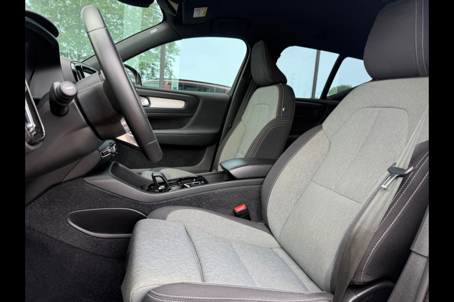 Volvo XC40 1.5 T4 Plug-in hybrid Plus Dark - Automaat - Navi - Climate - Parkeerhulp