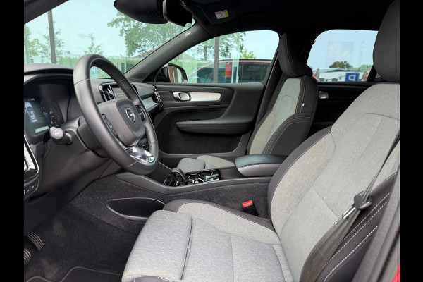 Volvo XC40 1.5 T4 Plug-in hybrid Plus Dark - Automaat - Navi - Climate - Parkeerhulp