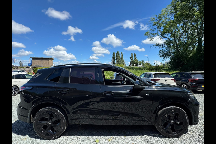 Volkswagen Tiguan 1.5 eHybrid plug in R-LINE SPORT LEDER/HEAD-UP/TREKHAAK/CAMERA