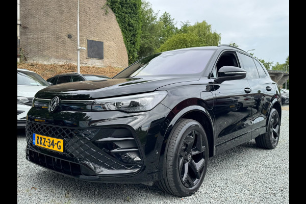 Volkswagen Tiguan 1.5 eHybrid plug in R-LINE SPORT LEDER/HEAD-UP/TREKHAAK/CAMERA