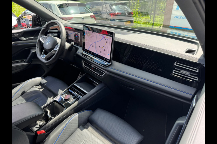 Volkswagen Tiguan 1.5 eHybrid plug in R-LINE SPORT LEDER/HEAD-UP/TREKHAAK/CAMERA