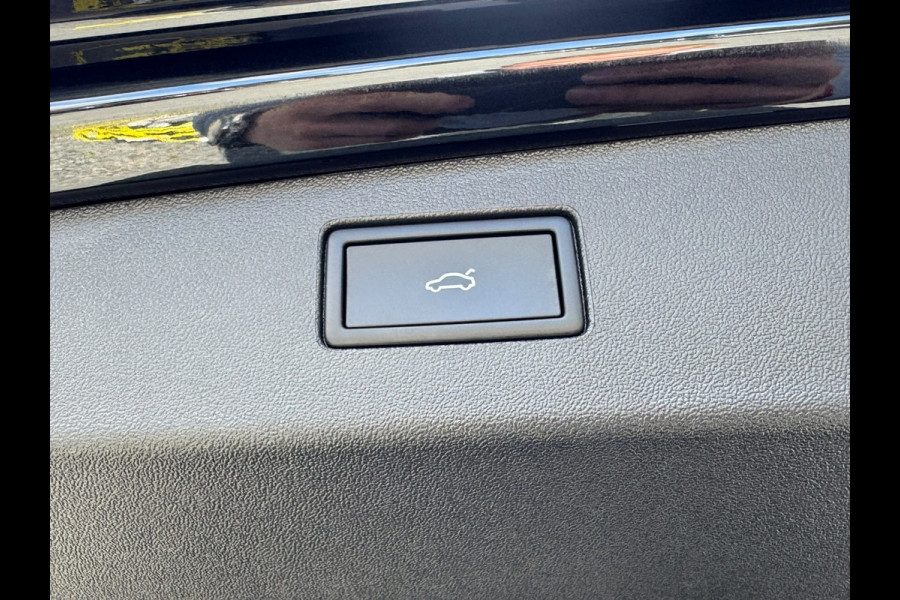 Volkswagen Tiguan 1.5 eHybrid plug in R-LINE SPORT LEDER/HEAD-UP/TREKHAAK/CAMERA