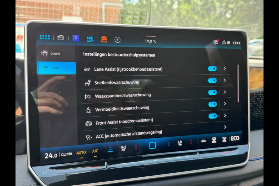 Volkswagen Tiguan 1.5 eHybrid plug in R-LINE SPORT LEDER/HEAD-UP/TREKHAAK/CAMERA