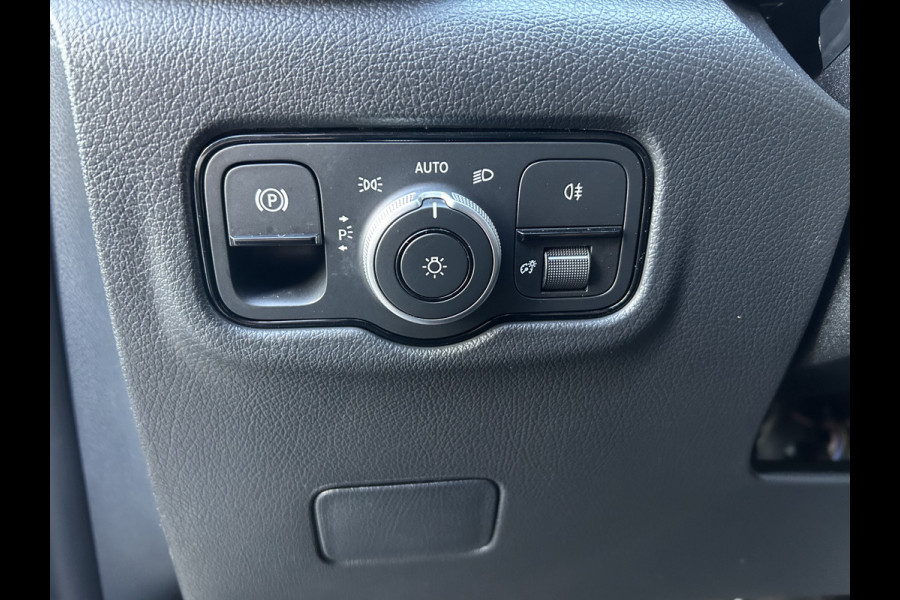 Mercedes-Benz Vito 119 CDI Pro Lang / LED / MBUX / Carplay / Camera / Parkeersensoren / Cruise control / Airco / 270 Graden achterdeuren