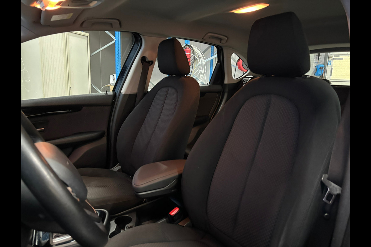 BMW 2 Serie Active Tourer 218i High Executive Automaat | Navi | Clima | Cruise | PDC
