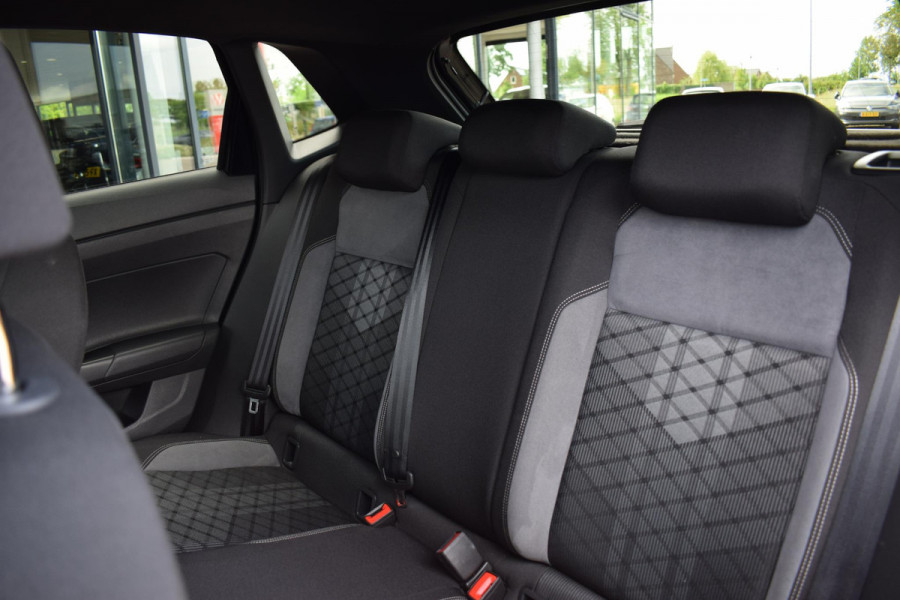 Volkswagen Polo 1.0 TSI R-Line Business | Pano | IQ | Beats | Stoelverwarming