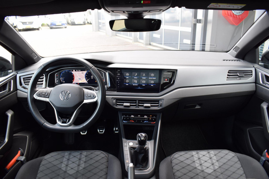Volkswagen Polo 1.0 TSI R-Line Business | Pano | IQ | Beats | Stoelverwarming