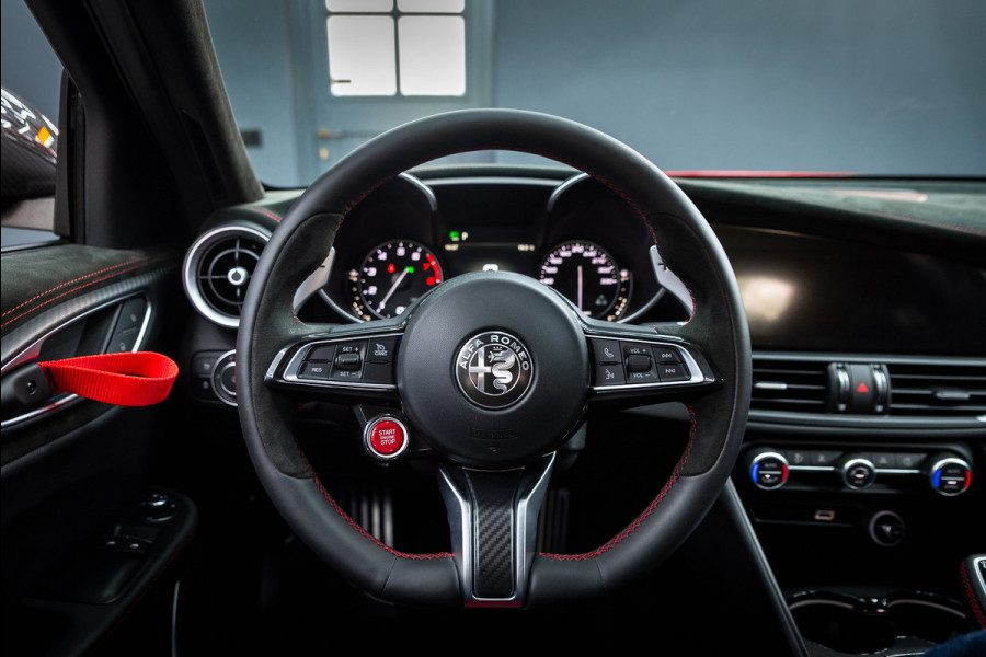 Alfa Romeo Giulia 2.9 V6 Quadrifoglio GTAm / PPF / 1e eig. / Keramisch / Nieuwstaat / 6-punt