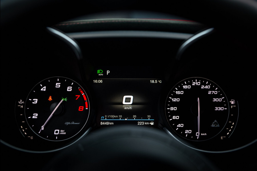 Alfa Romeo Giulia 2.9 V6 Quadrifoglio GTAm / PPF / 1e eig. / Keramisch / Nieuwstaat / 6-punt