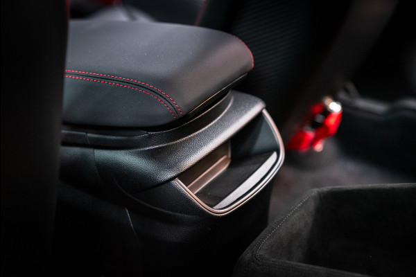 Alfa Romeo Giulia 2.9 V6 Quadrifoglio GTAm / PPF / 1e eig. / Keramisch / Nieuwstaat / 6-punt