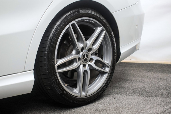 Mercedes-Benz CLA-Klasse Shooting Brake 180 D AMG Line Upgrade Edition Automaat NL-auto [ Full LED Camera Stoelverwarming ]