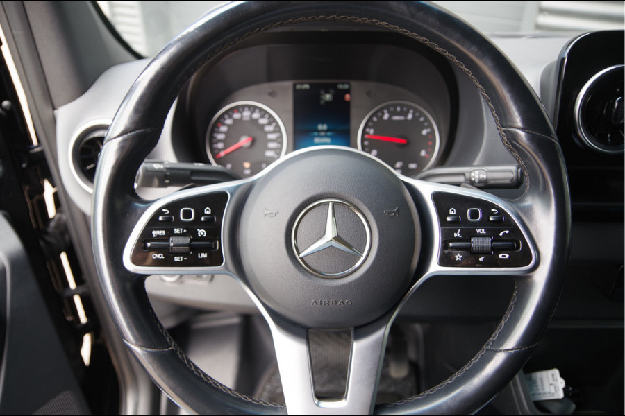 Mercedes-Benz Sprinter 317 1.9 CDI L1H1 RWD AUT. 3-ZITS, LEDER, MBUX 10'', STOELVERWARMING, LEDER STUUR, CRUISE, CLIMA, GEVEERDE STOEL