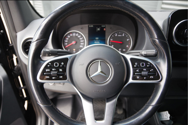 Mercedes-Benz Sprinter 317 1.9 CDI L1H1 RWD AUT. 3-ZITS, LEDER, MBUX 10'', STOELVERWARMING, LEDER STUUR, CRUISE, CLIMA, GEVEERDE STOEL